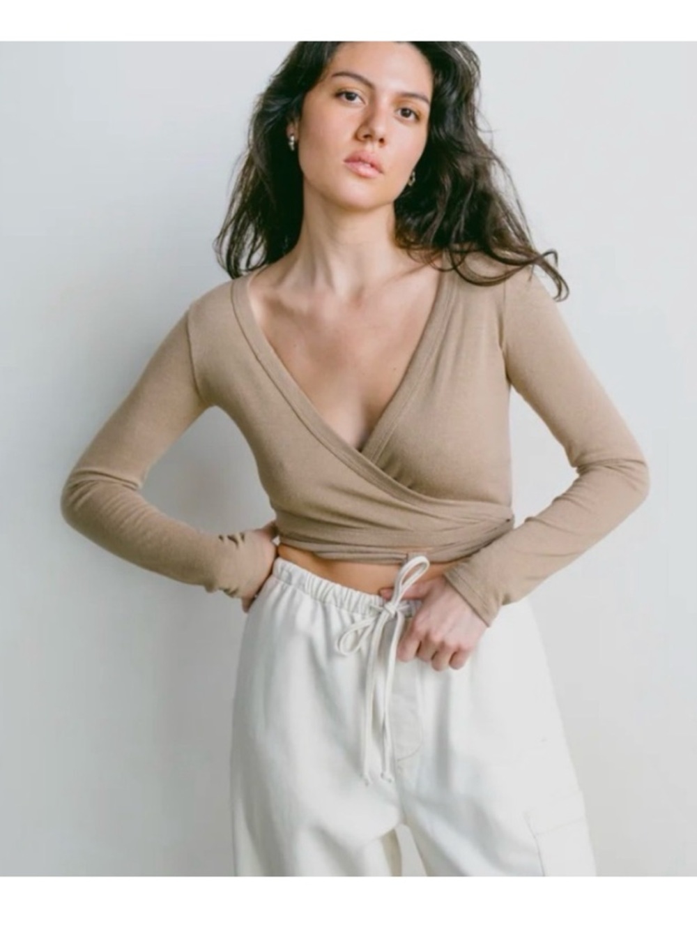 OZMA BLACK Wrap Crop Top